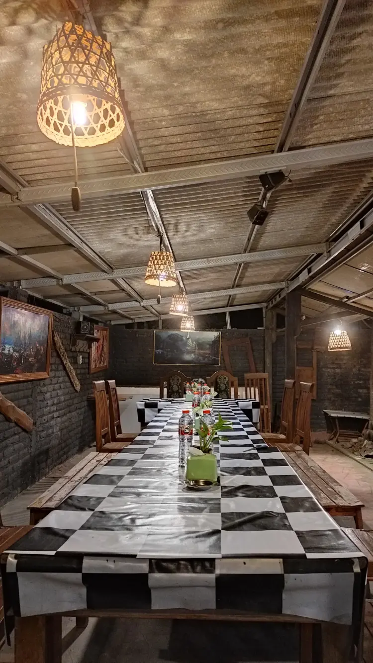 Waroeng Lesehan Seafood Ikan Bakar Omah Ndeso 5