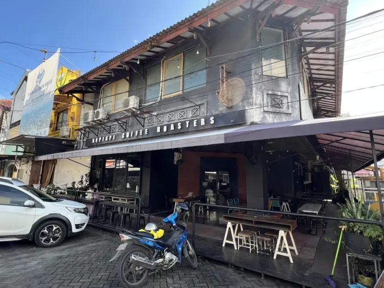 Kopi Api Coffee Roasters 1