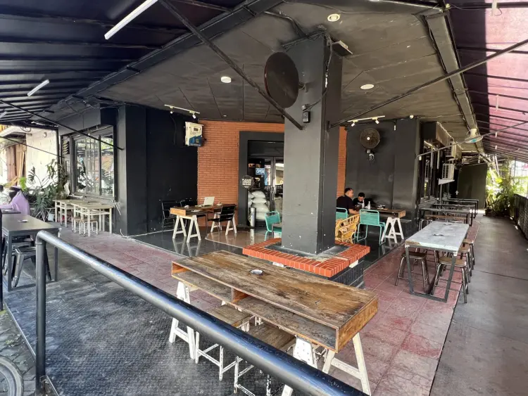 Kopi Api Coffee Roasters 2