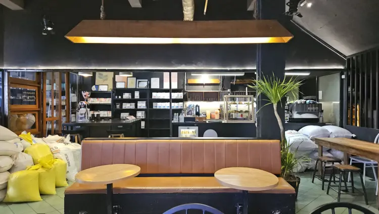 Kopi Api Coffee Roasters 5