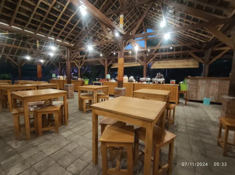 Rumah Makan Kenanga Jawa Timur 8