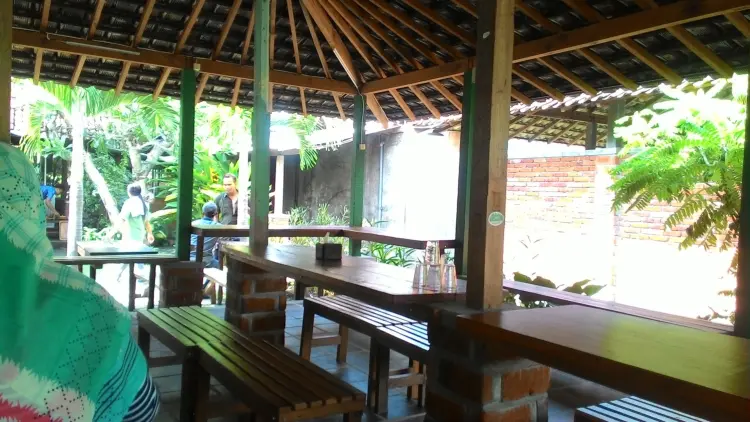 Rumah Makan Kenanga Jawa Timur 2
