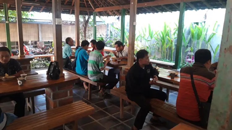 Rumah Makan Kenanga Jawa Timur 3