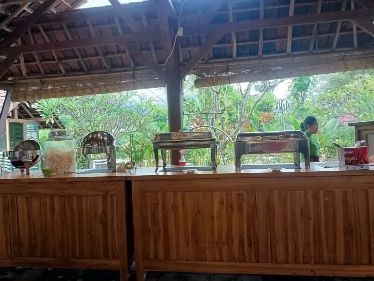 Rumah Makan Kenanga Jawa Timur 6