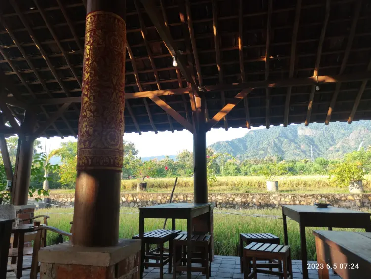 Rumah Makan Kenanga Jawa Timur 9