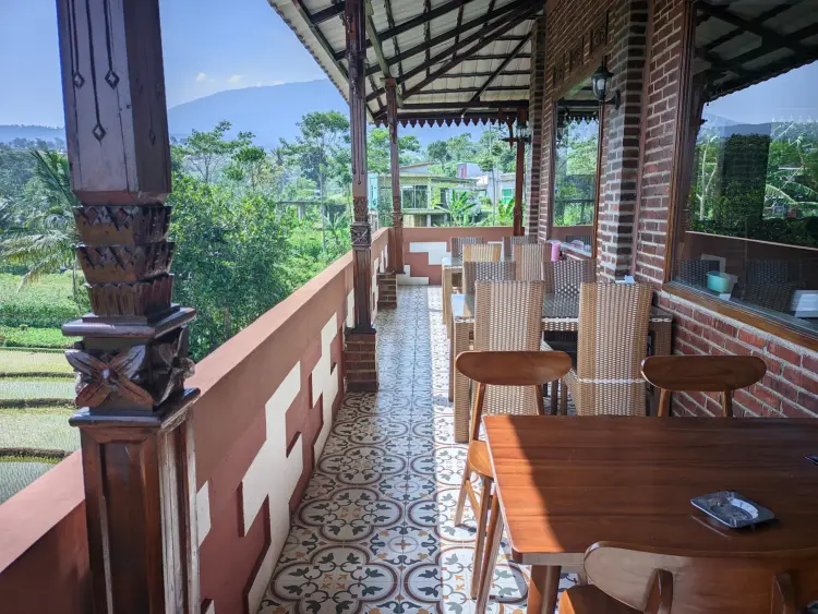 Pondok makan mbk Gita 2 4