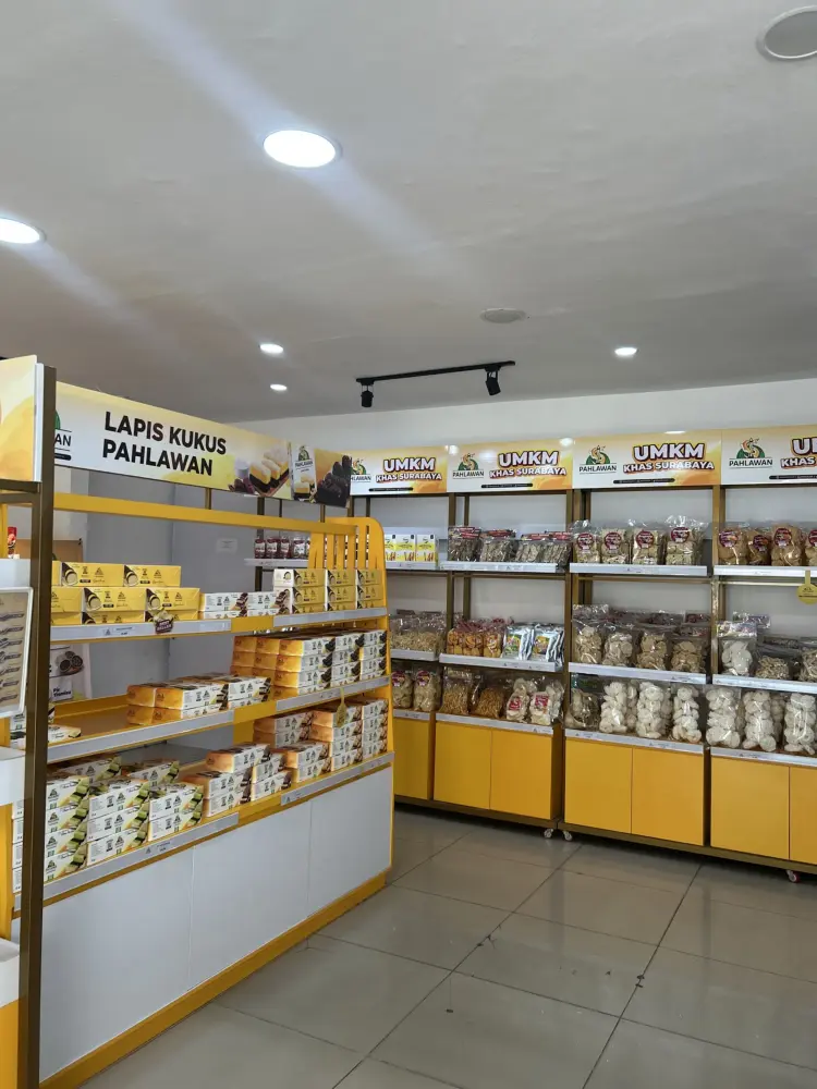 Lapis Kukus Pahlawan - Ciliwung 10