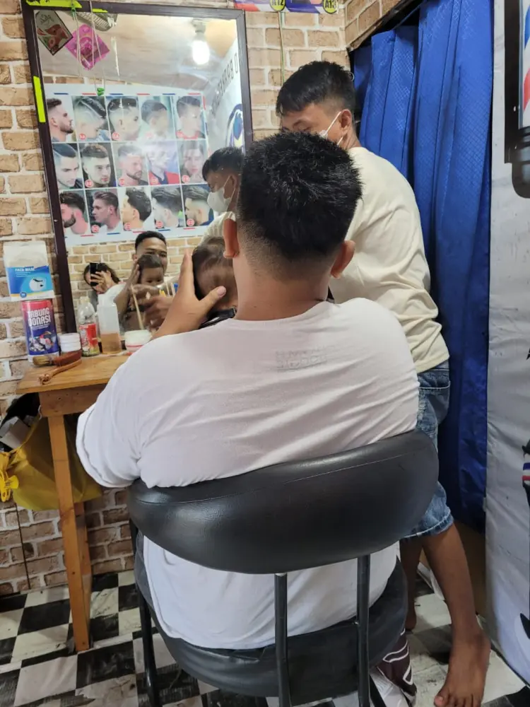 PANGKAS RAMBUT SEVENHEAD BARBERSHOP 1