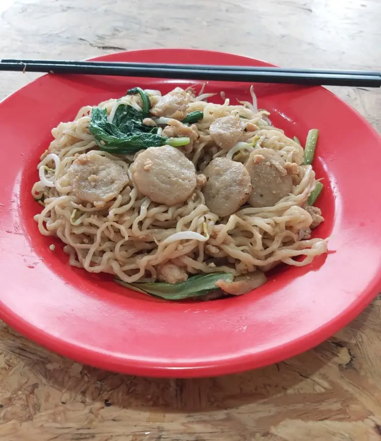 Mie Ayam Asli Bangka Khas Sungailiat Asen, 100% HALAL. No Pork, No Lard, No Angciu. Dijamin dunia akhirat HALAL. 😃 4