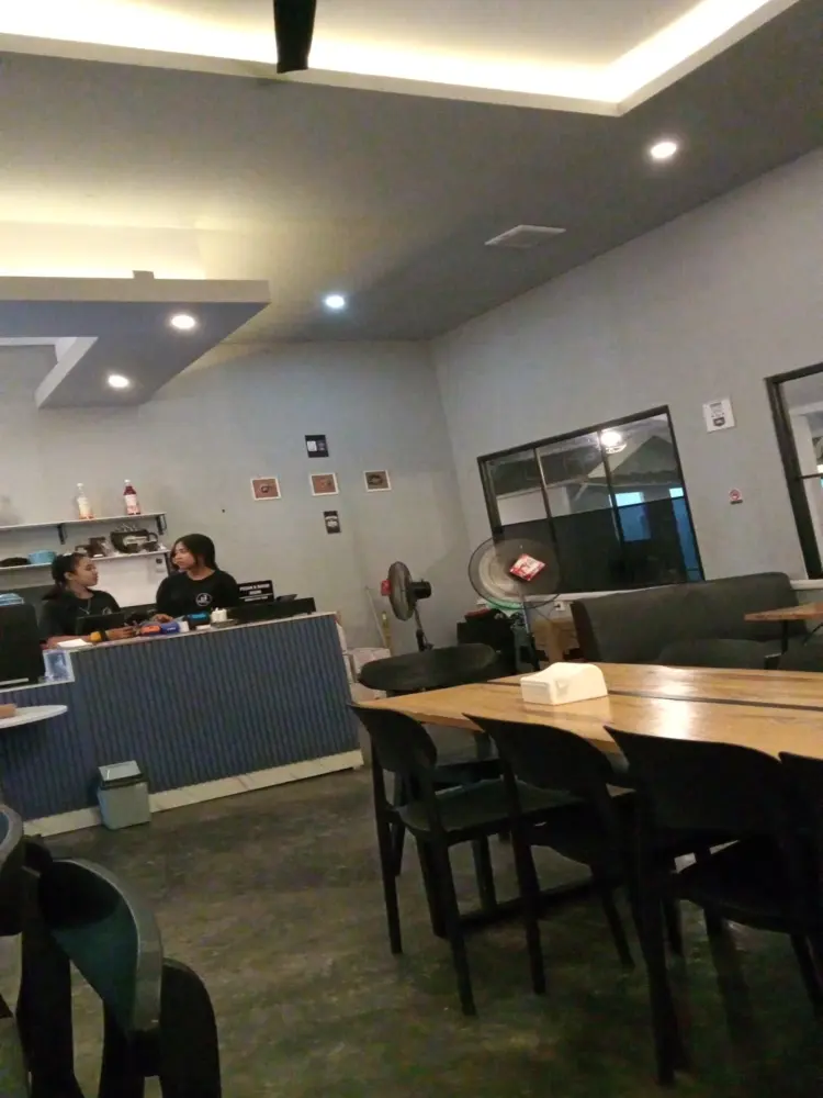 D13strict.Co Coffee and Food Joint 6