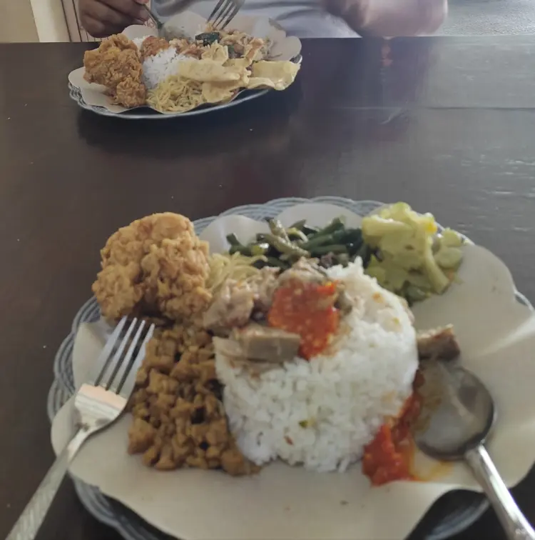 Warung Pecel Family 10