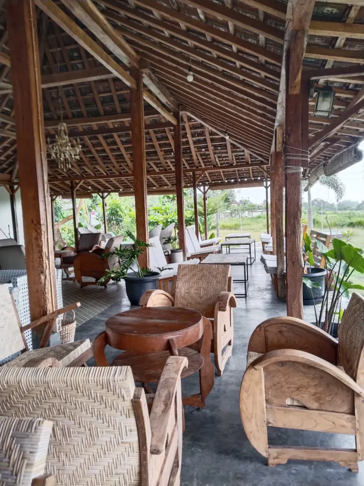 Ayam Bakar Nyonya Tepi Sawah 9