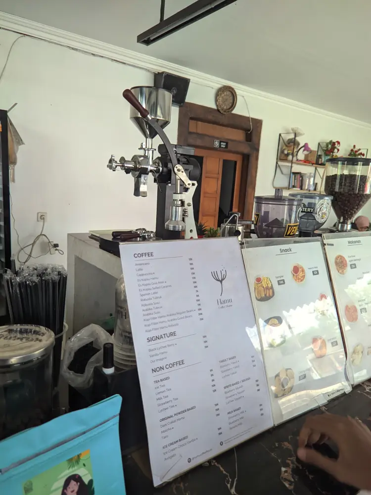 Hamu Coffee House 8
