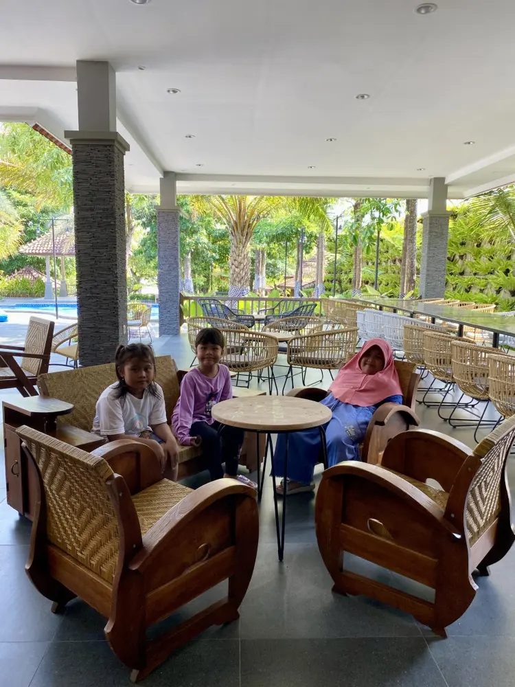 Bale Anom Restaurant 8