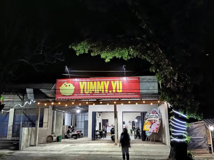 Yummy.yu Space (Cabang Kalipucang) 1