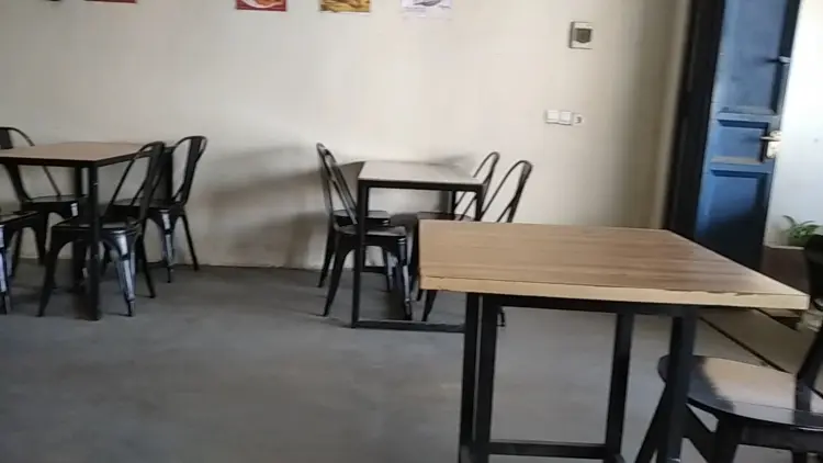 Yummy.yu Space (Cabang Kalipucang) 3