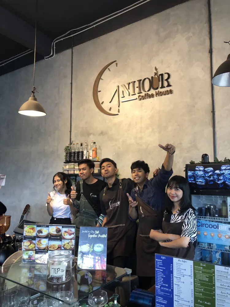 AnHour Coffee House 2