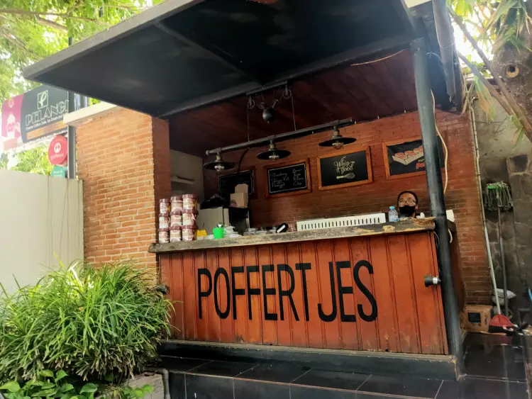 Pelangi Cheese Chiffon Cake, Ice Cream and Coffee 1