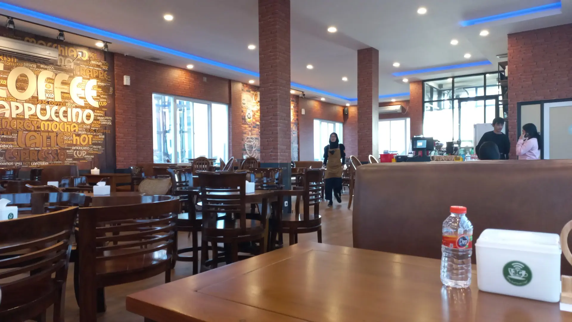 坦格朗日落天花板?先爬 5 层楼梯再说! 4