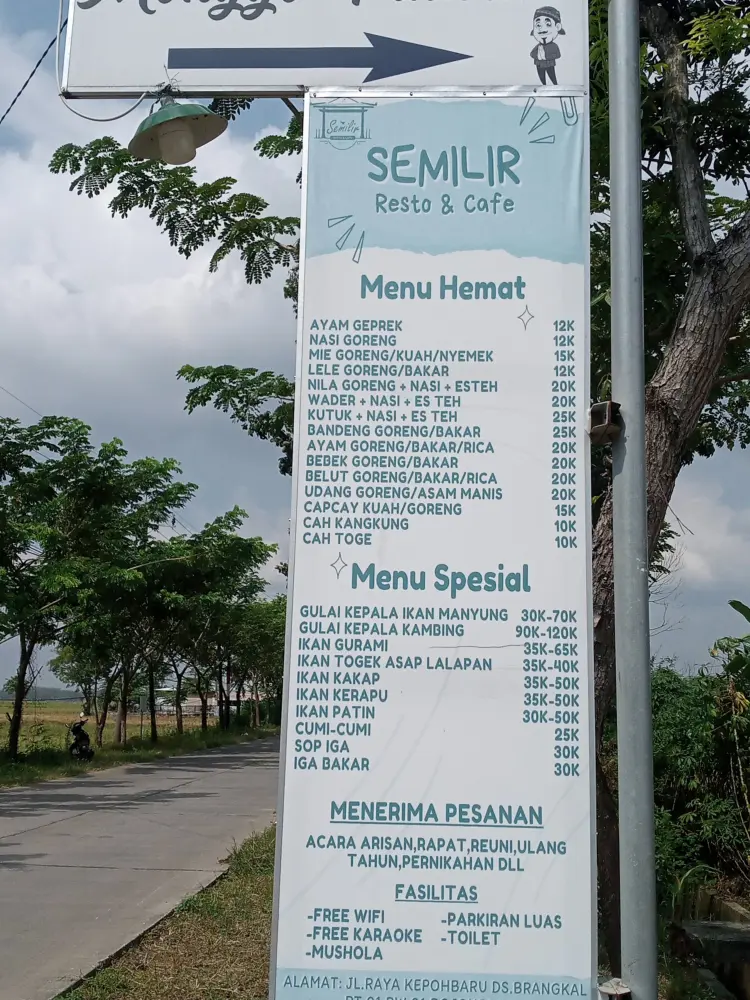 Semilir Resto & Cafe 7
