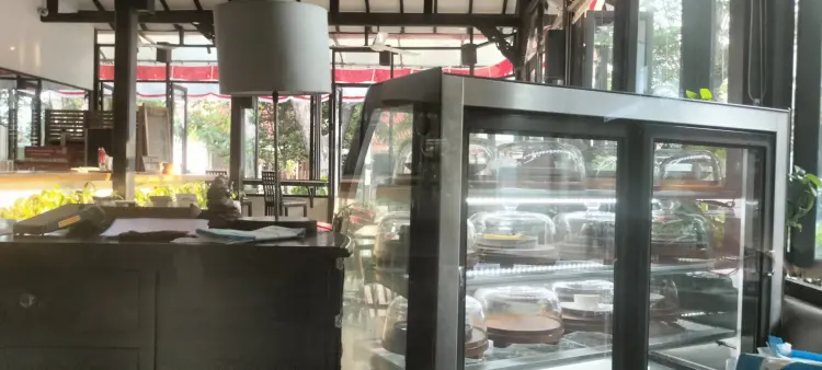 Melatee Restaurant 8