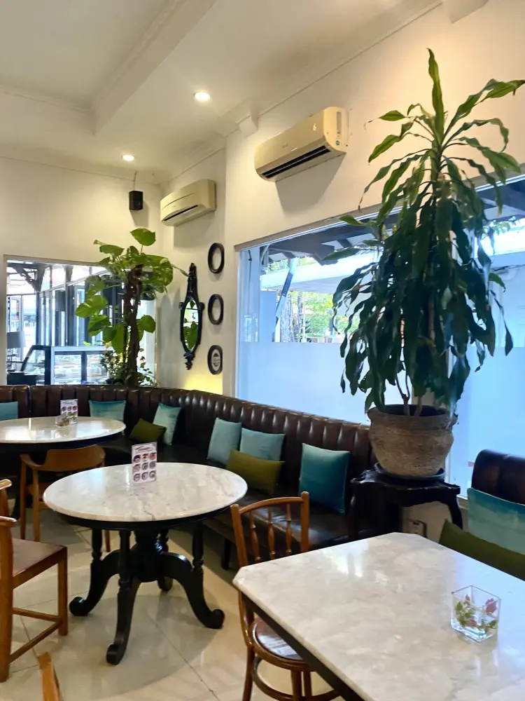 Melatee Restaurant 9