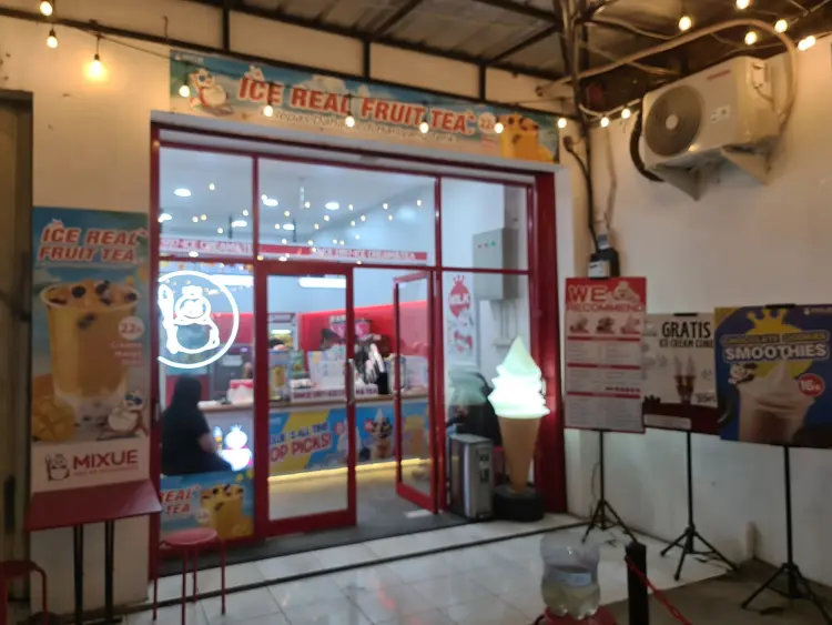 Mixue ice cream karangampel 1