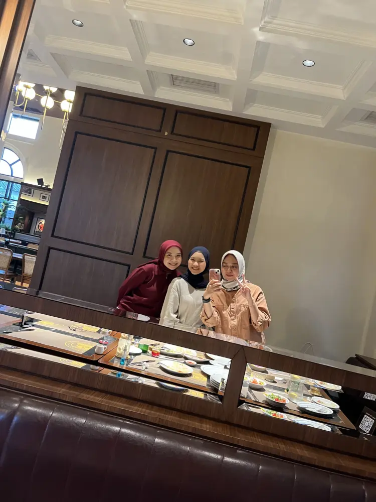 STATE Cafe & Brasserie 2