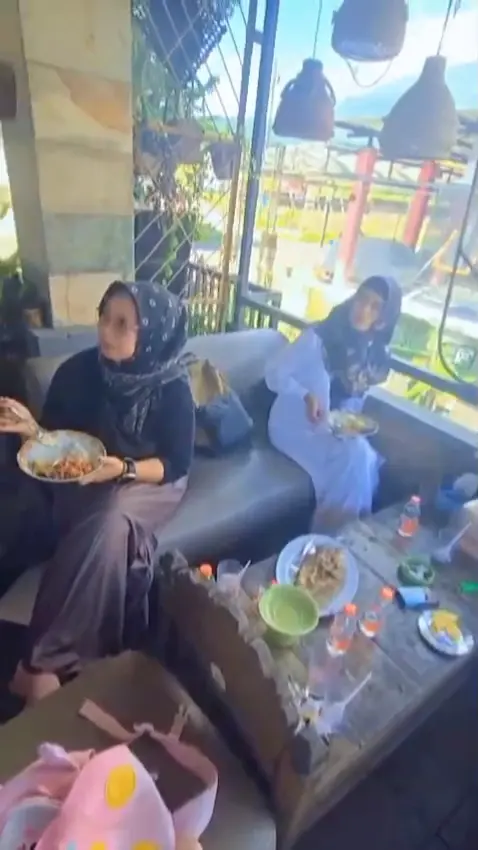 Kedai Regalo by Pondok Strawberry 10