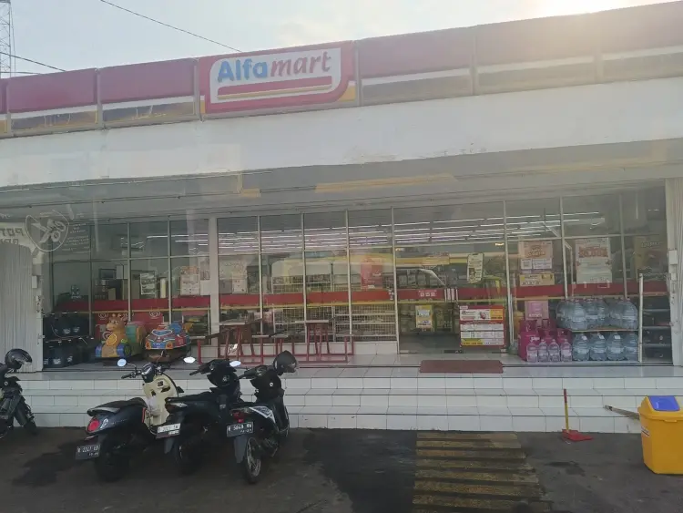 Alfamart 1
