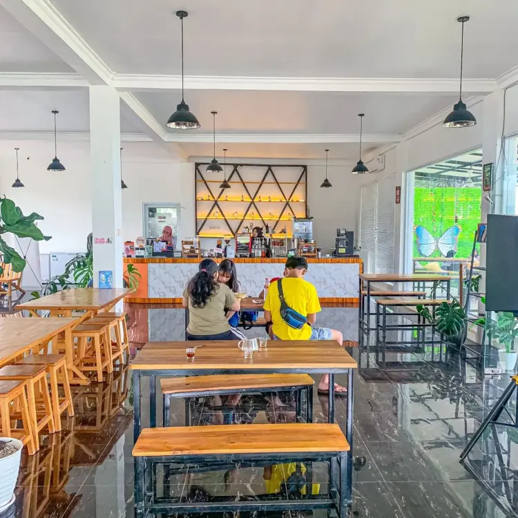 Nulam Coffee & Eatery 5
