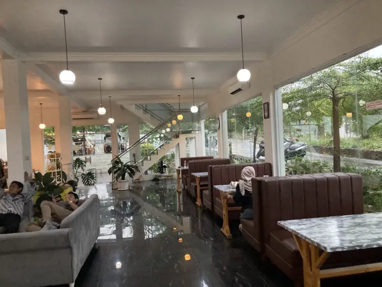 Nulam Coffee & Eatery 4