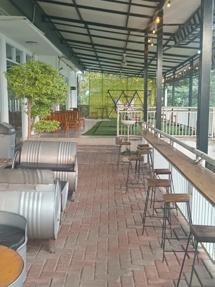 Nulam Coffee & Eatery 6