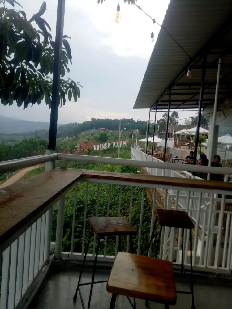 Nulam Coffee & Eatery 2