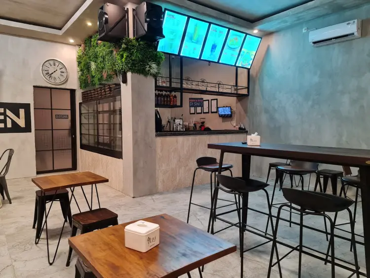 Om.Bren Cafe Store 1