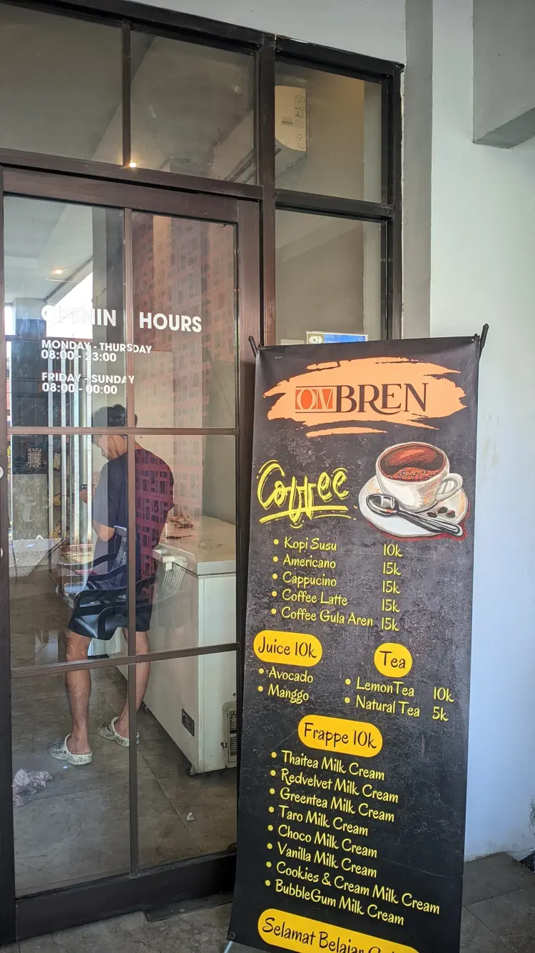 Om.Bren Cafe Store 8