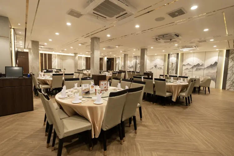 Jurung Jumbo Seafood Restaurant 1