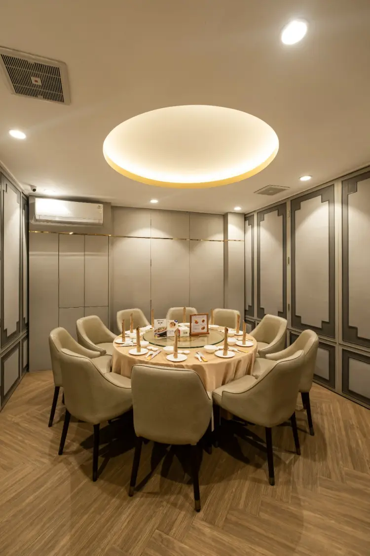 Jurung Jumbo Seafood Restaurant 4