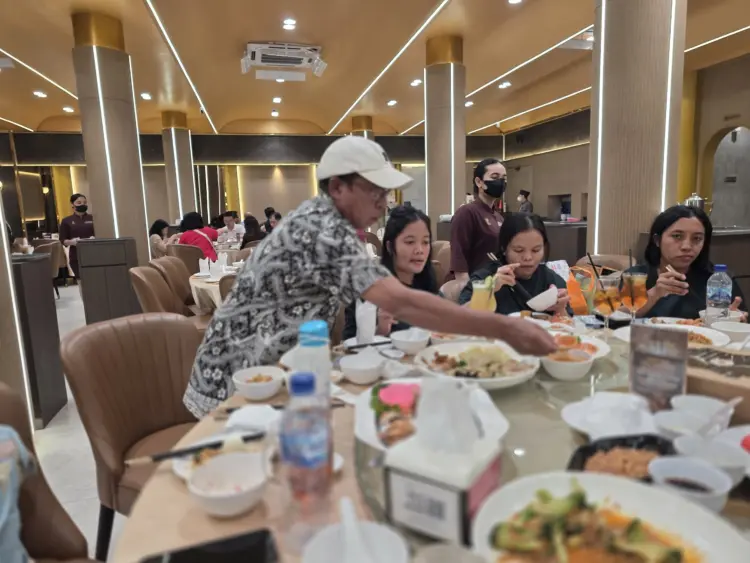 Jurung Jumbo Seafood Restaurant 6