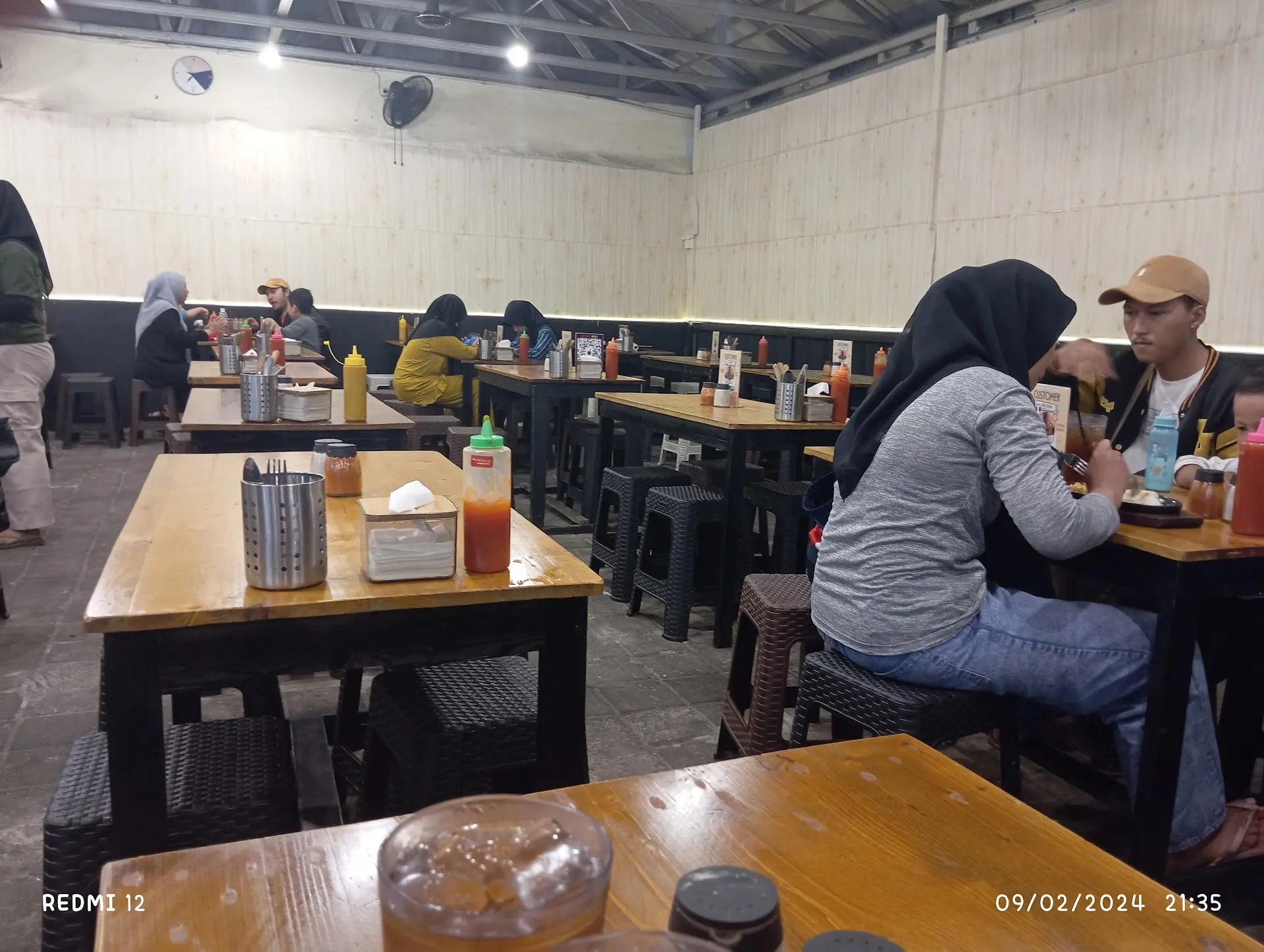 雅加达这家4.9分牛排,3000+好评是刷的吗? 3