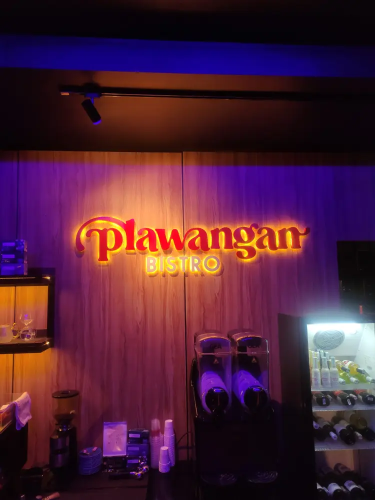 PLAWANGAN Bistro 1