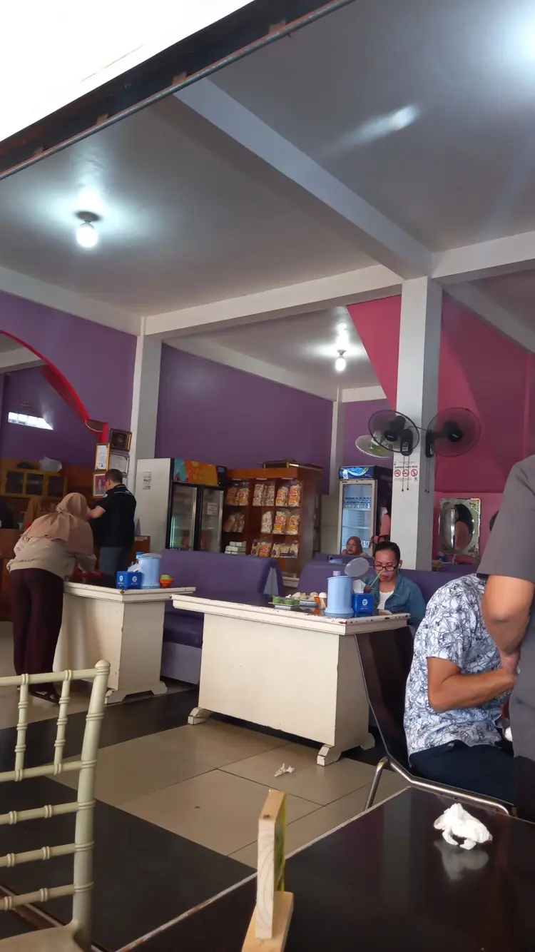 Pempek Sentosa Restaurant 6