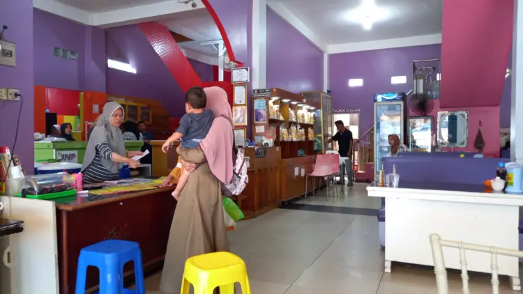 巨港第一Pempek?好吃到能原谅它的一切槽点吗?