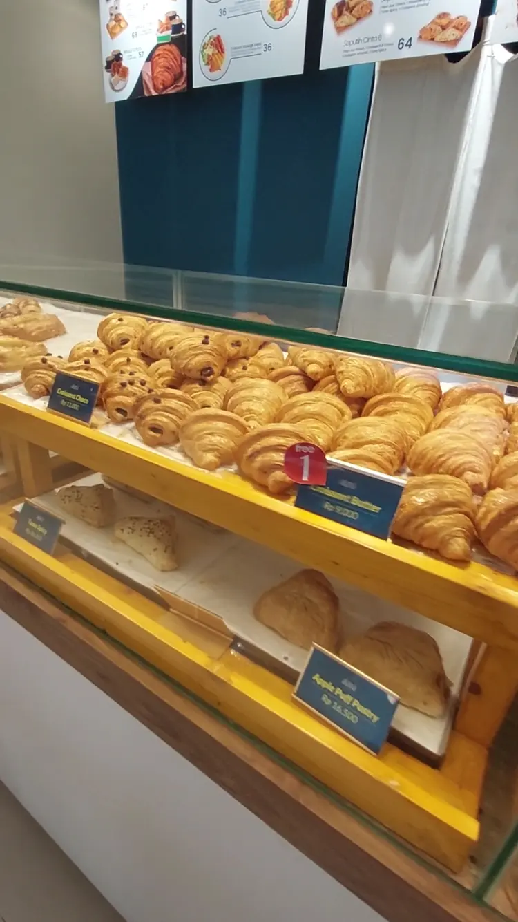 Alana Justbaked Rindam 6