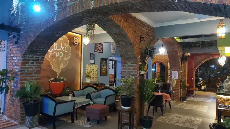 Cafe Lenong 1