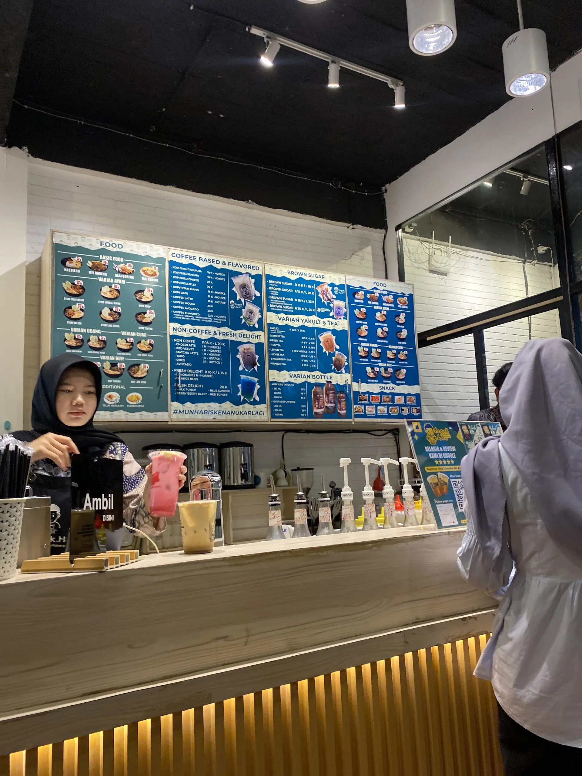 人均20k+还带空调，班贾尔马辛这家咖啡馆也太卷了！ 8