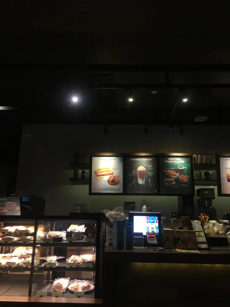 Starbucks Central Pavilion Palembang 4