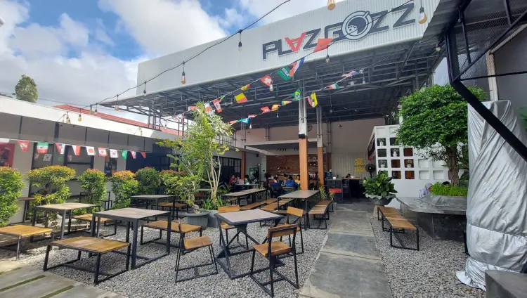 PLAZGOZZ CAFE 10