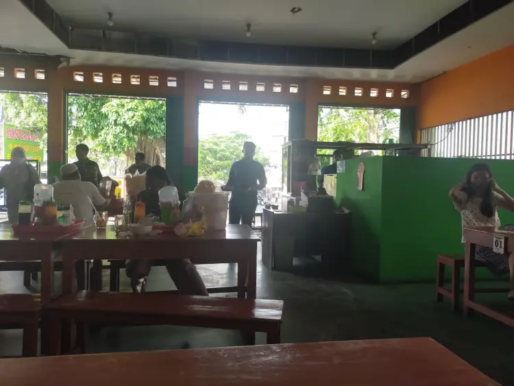 BAKSO BALUNGAN PAK GRANAT- POJOK 7