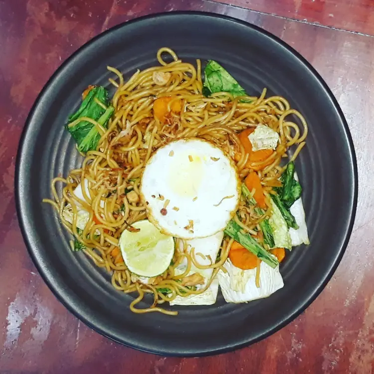 Cafe n' Resto Manggala 8